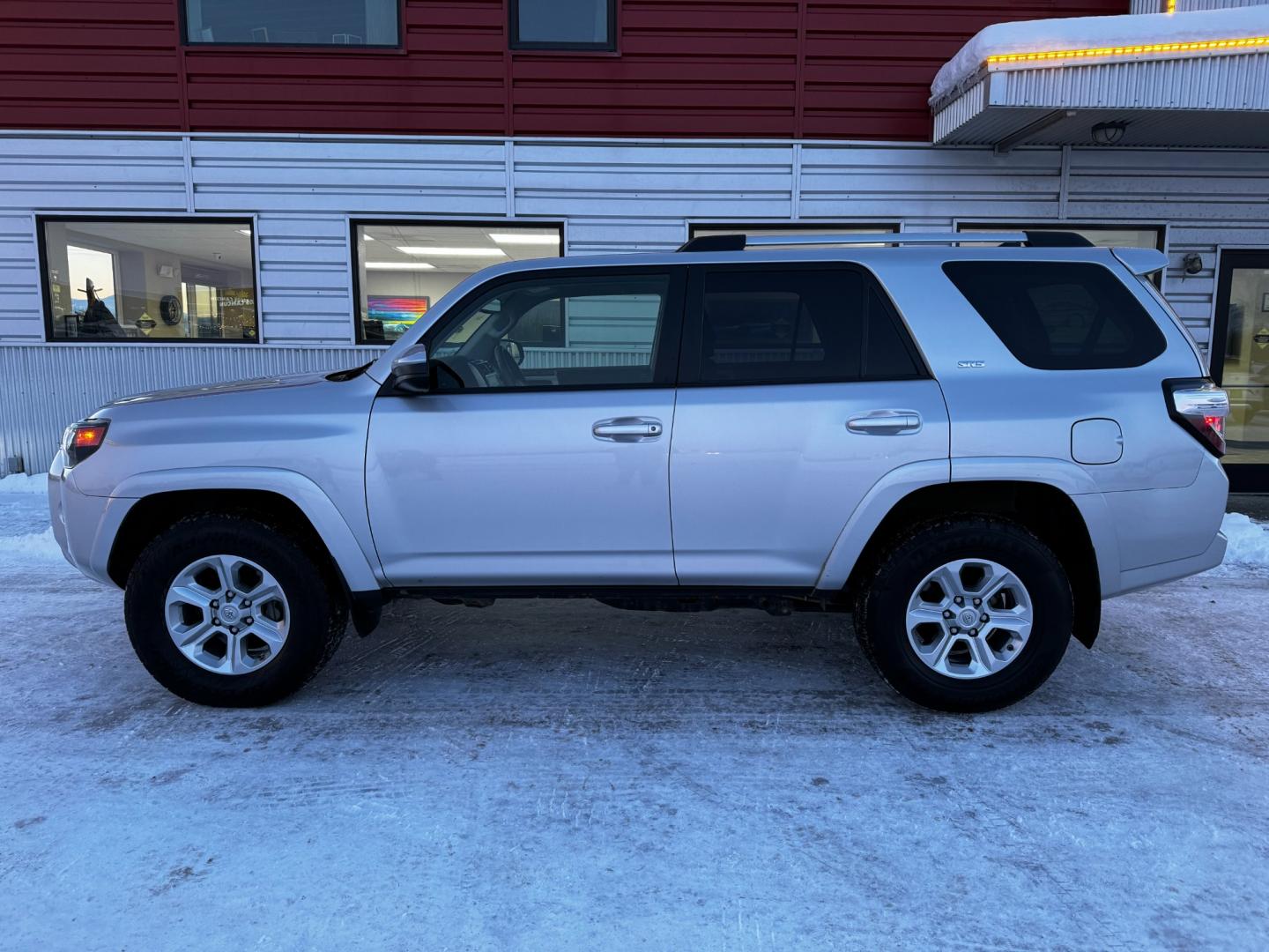 2021 Silver /Gray Toyota 4Runner SR5 (JTEMU5JR7M5) with an 4.0L V6 engine, located at 1960 Industrial Drive, Wasilla, 99654, (907) 274-2277, 61.573475, -149.400146 - Photo#2